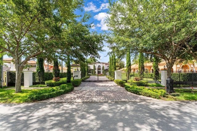 13470 SW 32nd Street, Miami, FL 33175