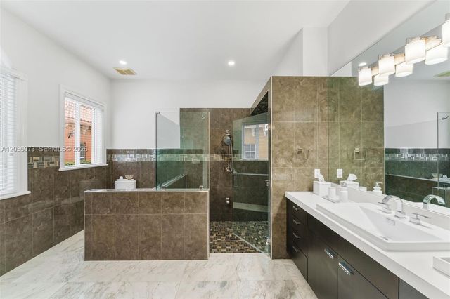 13470 SW 32nd Street, Miami, FL 33175