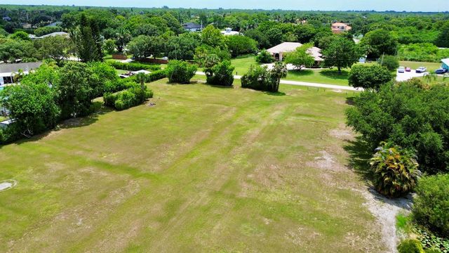 16546 74th Avenue N, West Palm Beach, FL 33418
