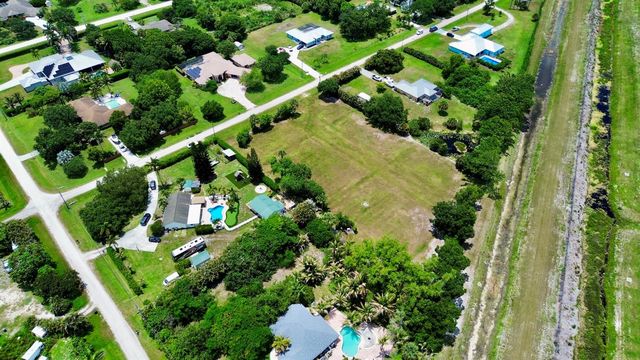 16546 74th Avenue N, West Palm Beach, FL 33418