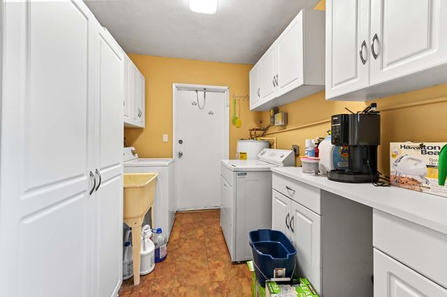 6260 NW 19th Street, Sunrise, FL 33313