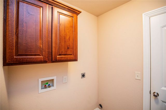 2205 SW Worthington Avenue, Bentonville, AR 72713