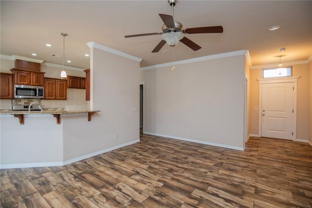 2205 SW Worthington Avenue, Bentonville, AR 72713