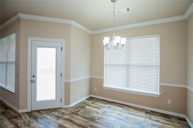 2205 SW Worthington Avenue, Bentonville, AR 72713