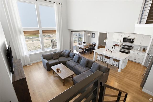 1514 W MAJESTIC DR, Saratoga Springs, UT 84045