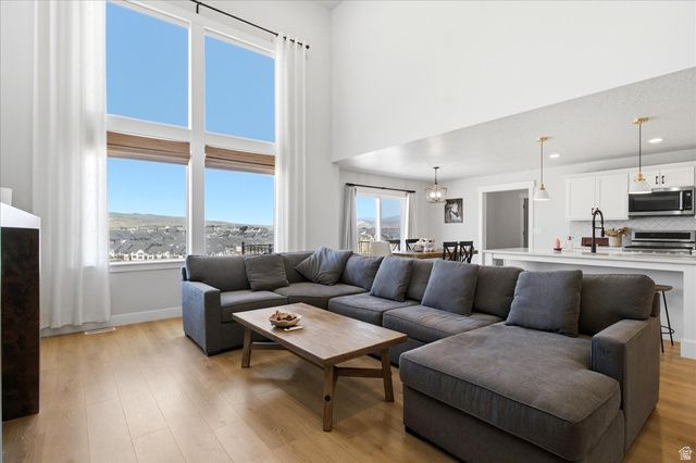1514 W MAJESTIC DR, Saratoga Springs, UT 84045