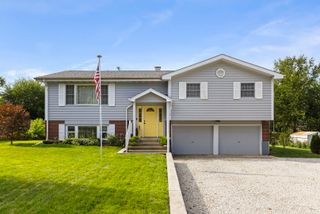 212 W Woodlawn Road, New Lenox, IL 60451