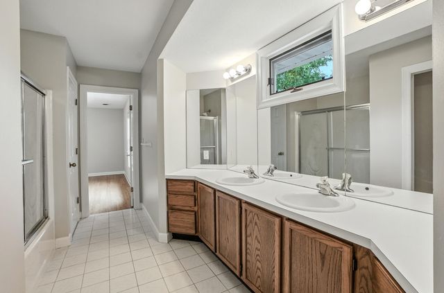 6005 DORNAGH CT, Columbia, MO 65203