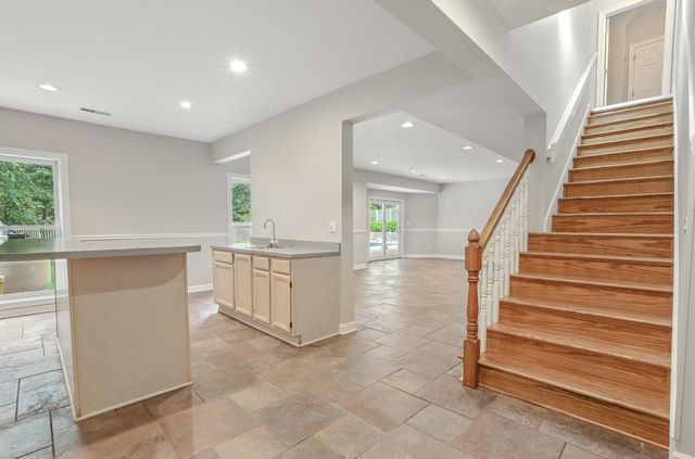 6005 DORNAGH CT, Columbia, MO 65203