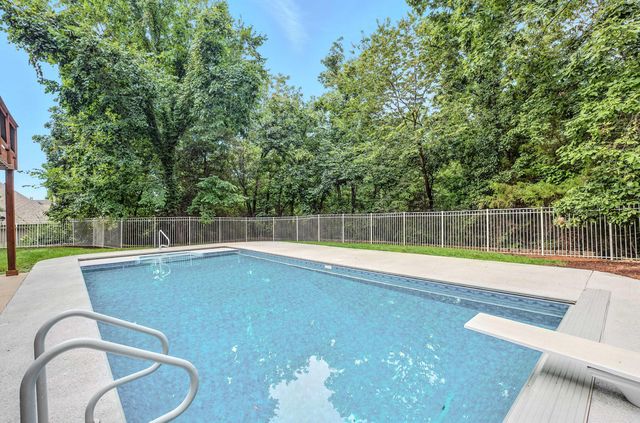 6005 DORNAGH CT, Columbia, MO 65203