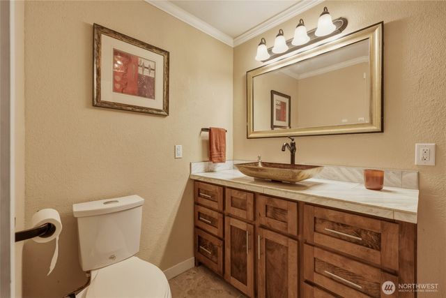 17323 West View Lane SE, Yelm, WA 98597