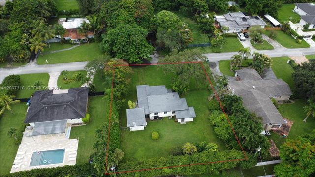 7050 SW 82nd Court, Miami, FL 33143