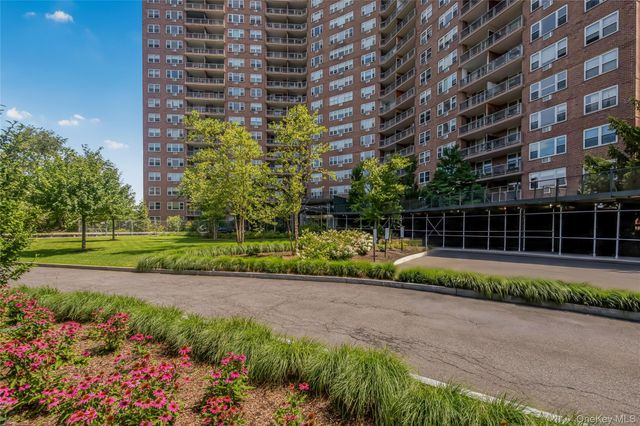 5900 Arlington Avenue 4G, Bronx, NY 10471