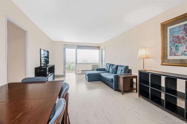 5900 Arlington Avenue 4G, Bronx, NY 10471