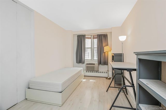 5900 Arlington Avenue 4G, Bronx, NY 10471