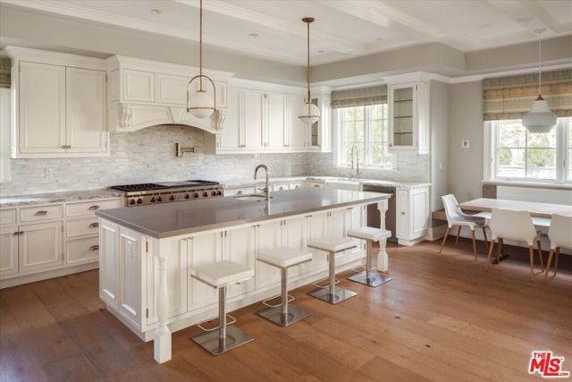 14750 Bestor Boulevard, Pacific Palisades (los Angeles), CA 90272