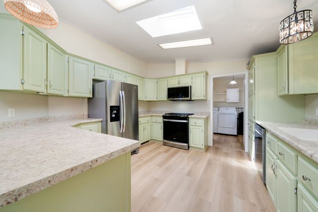 5412 Cypress Lane, Machesney Park, IL 61115