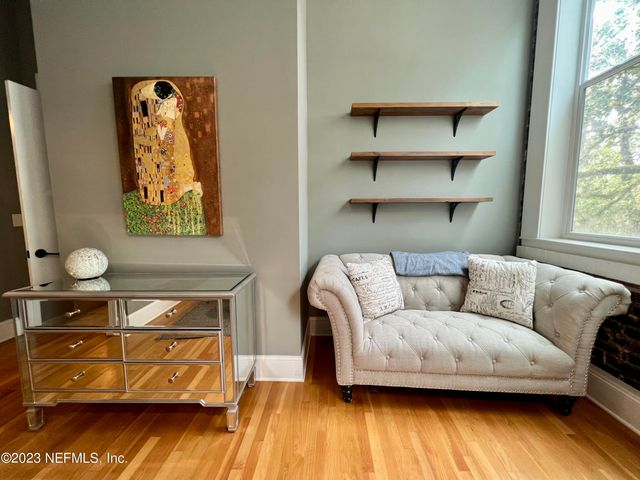 2525 COLLEGE Street 1203, Jacksonville, FL 32204