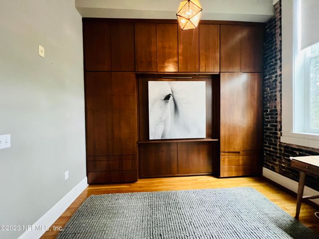 2525 COLLEGE Street 1203, Jacksonville, FL 32204