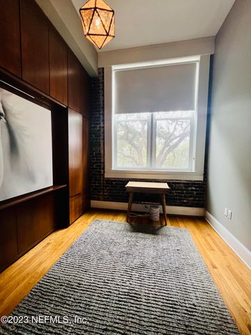 2525 COLLEGE Street 1203, Jacksonville, FL 32204