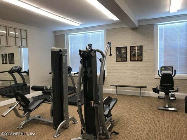 2525 COLLEGE Street 1203, Jacksonville, FL 32204