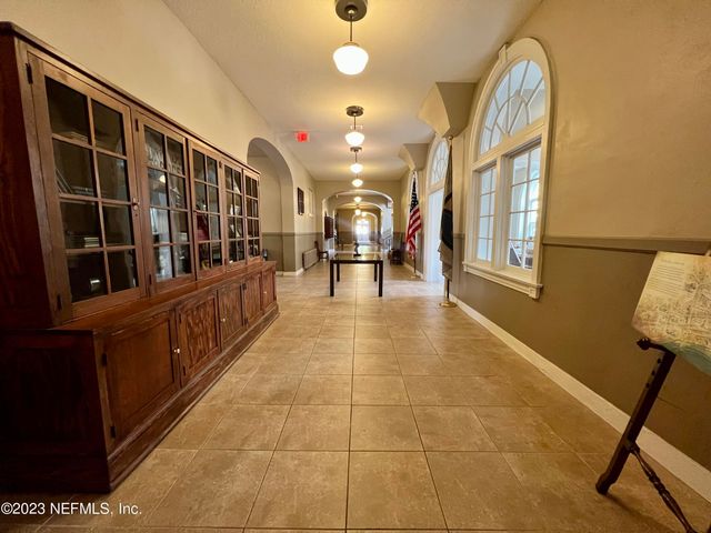 2525 COLLEGE Street 1203, Jacksonville, FL 32204