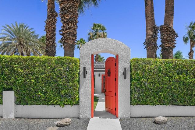1620 E El Alameda, Palm Springs, CA 92262