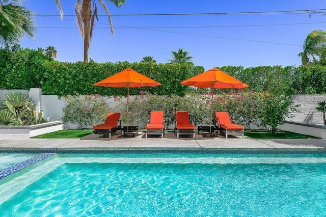 1620 E El Alameda, Palm Springs, CA 92262