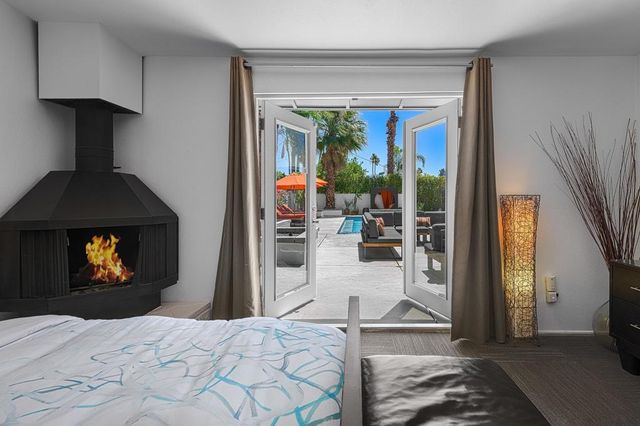 1620 E El Alameda, Palm Springs, CA 92262