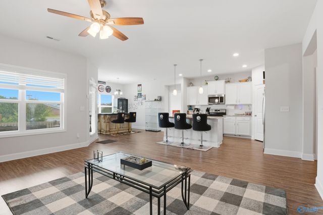 29540 Canoe Circle NW, Harvest, AL 35749