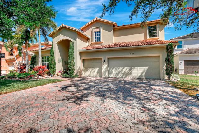 19151 N Hibiscus St, Weston, FL 33332