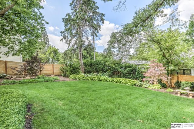 620 N 65 Street, Omaha, NE 68132