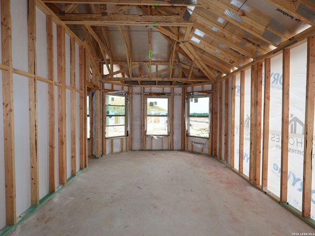 1009 Eagle Crossing, Seguin, TX 78155