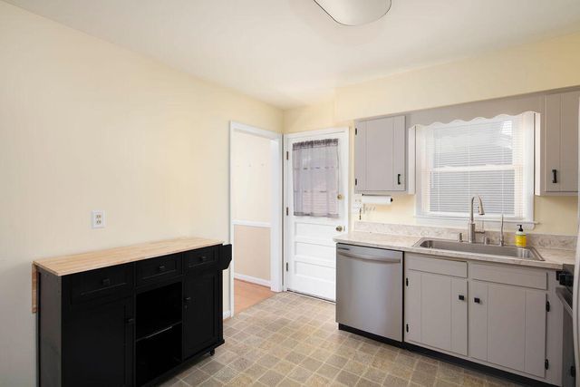 596 Saint Anthony Drive, Lexington, KY 40505