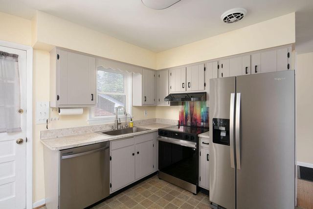 596 Saint Anthony Drive, Lexington, KY 40505