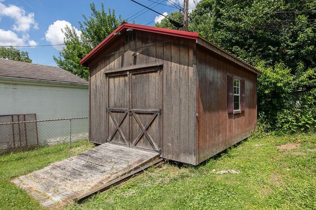 596 Saint Anthony Drive, Lexington, KY 40505