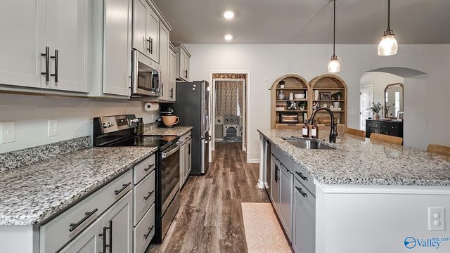 206 Rye Circle, Huntsville, AL 35811