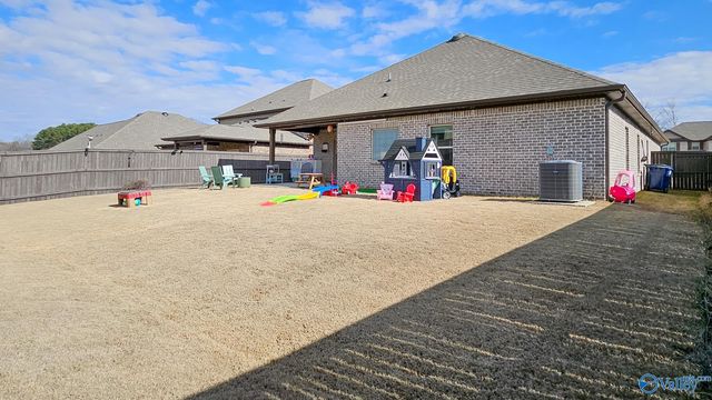 206 Rye Circle, Huntsville, AL 35811