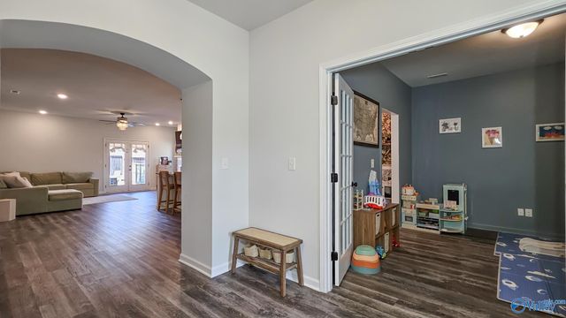 206 Rye Circle, Huntsville, AL 35811