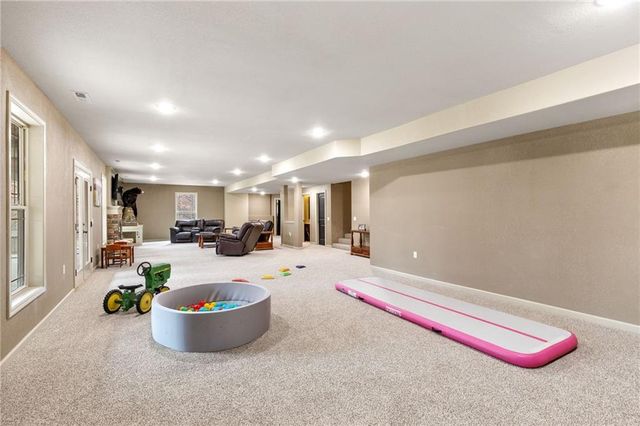 650 NW State Route 13 Highway, Warrensburg, MO 64093