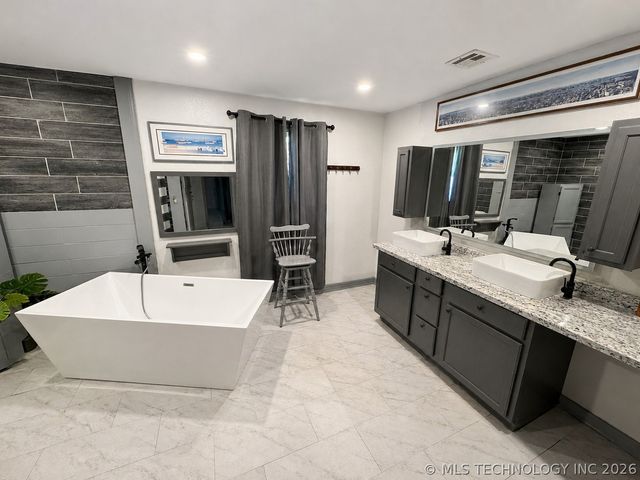 148 Big Buck, Lone Grove, OK 73443