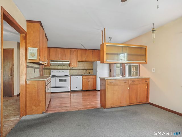 171 Old Point Road, Milford, CT 06460