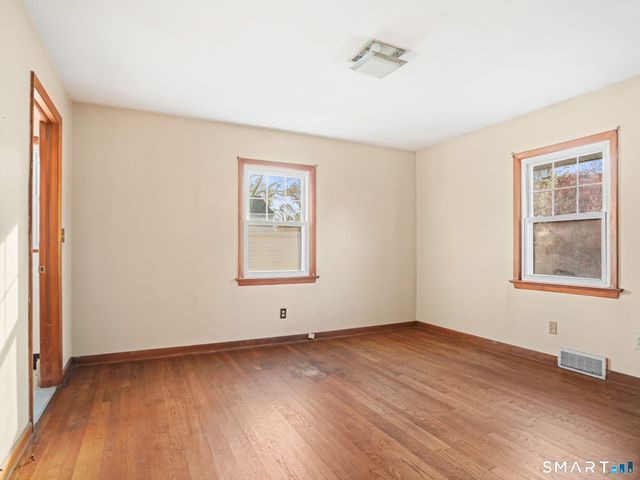 171 Old Point Road, Milford, CT 06460