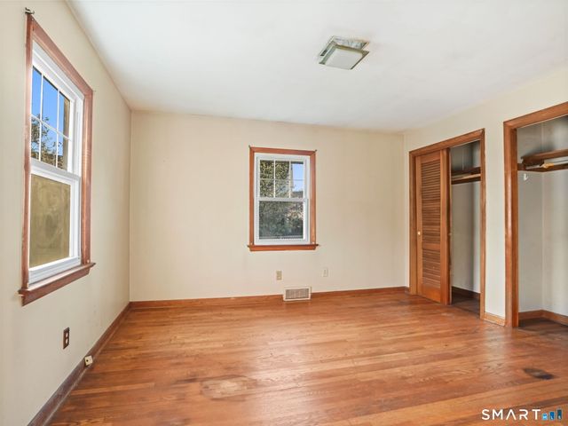 171 Old Point Road, Milford, CT 06460