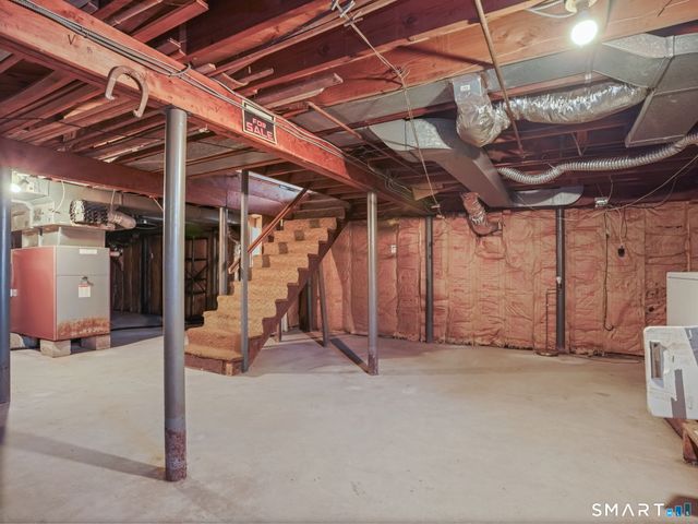 171 Old Point Road, Milford, CT 06460