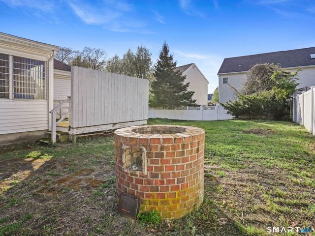 171 Old Point Road, Milford, CT 06460