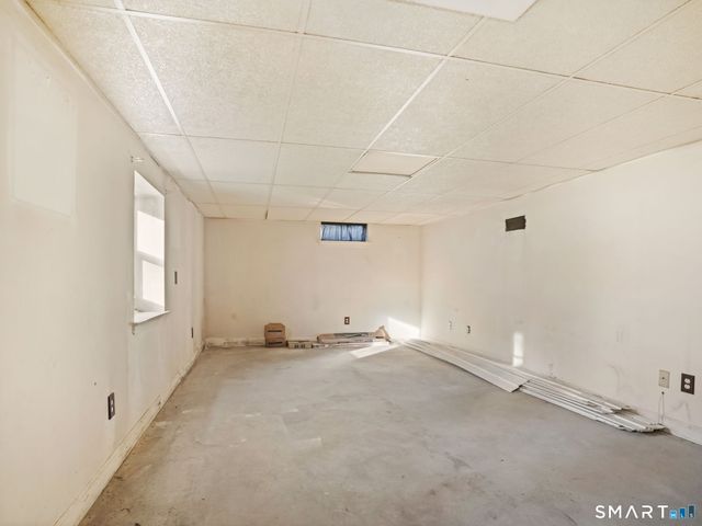 171 Old Point Road, Milford, CT 06460