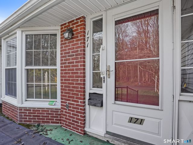 171 Old Point Road, Milford, CT 06460