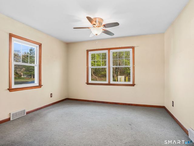 171 Old Point Road, Milford, CT 06460