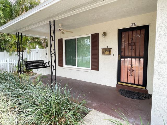 126 18TH AVENUE NE, St Petersburg, FL 33704